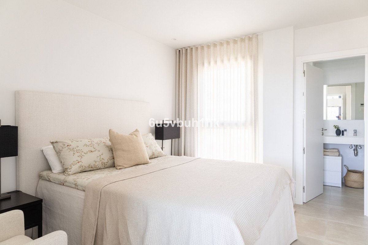 2 Bed Ground Floor Apartment in Fuengirola