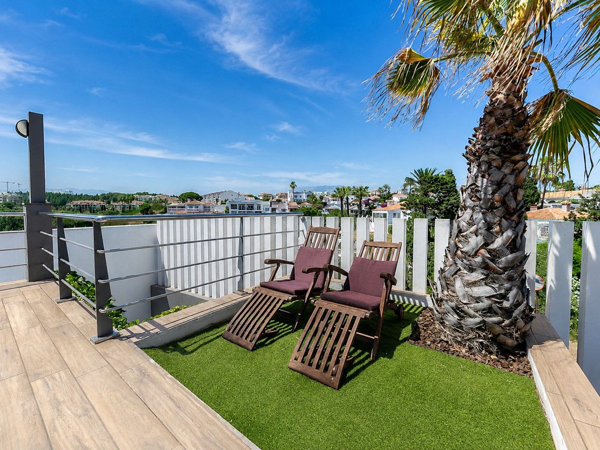 3 Bed Semi-Detached House in El Faro