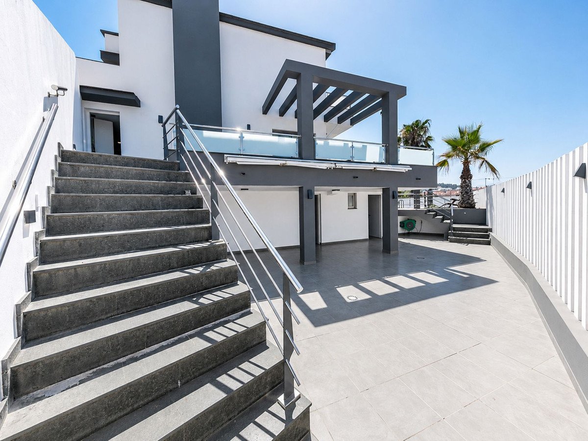 3 Bed Semi-Detached House in El Faro