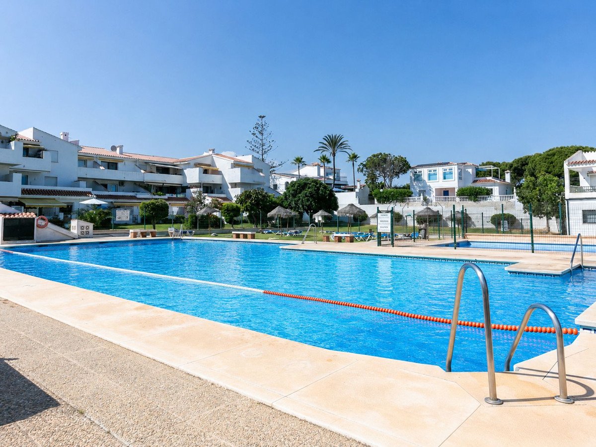 3 Bed Semi-Detached House in El Faro