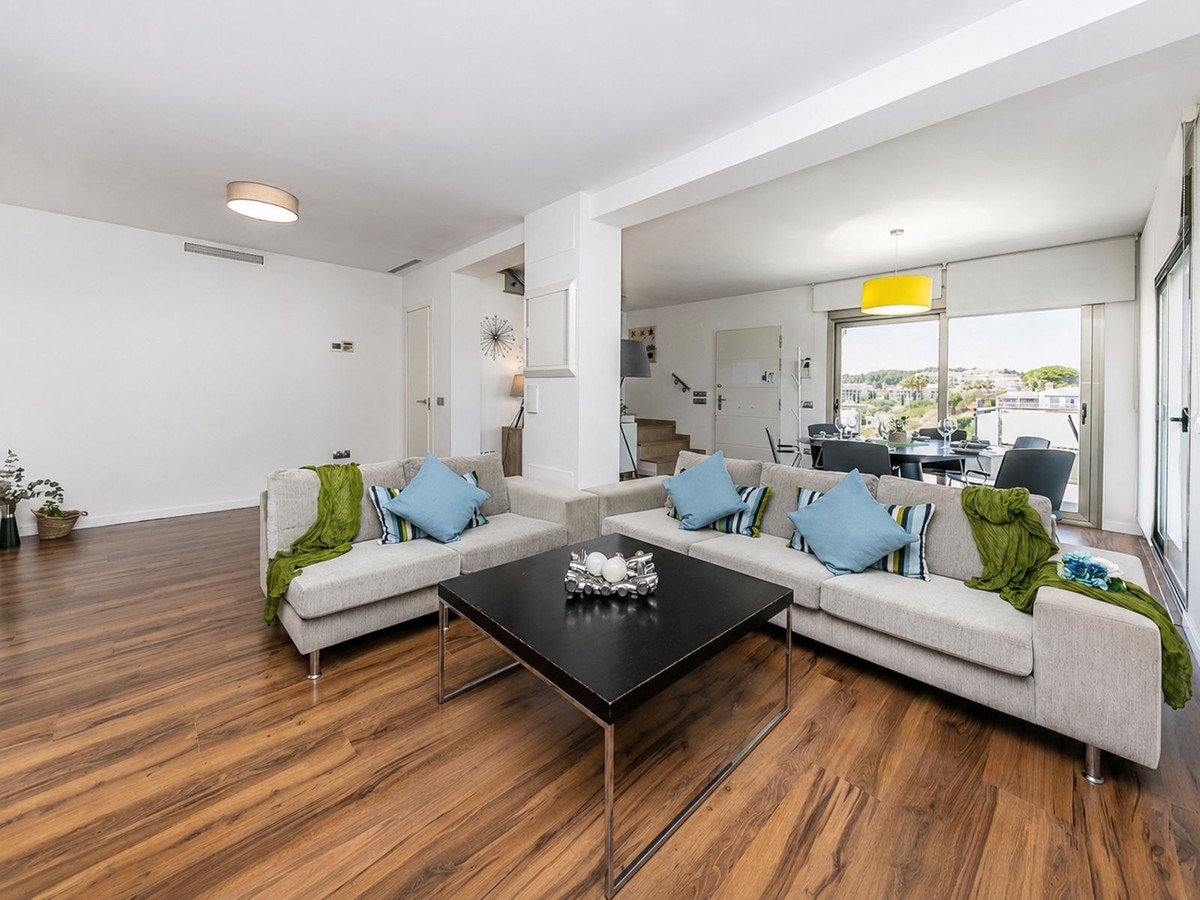 3 Bed Semi-Detached House in El Faro