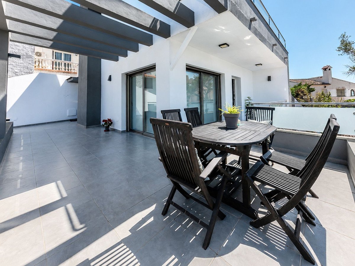 3 Bed Semi-Detached House in El Faro