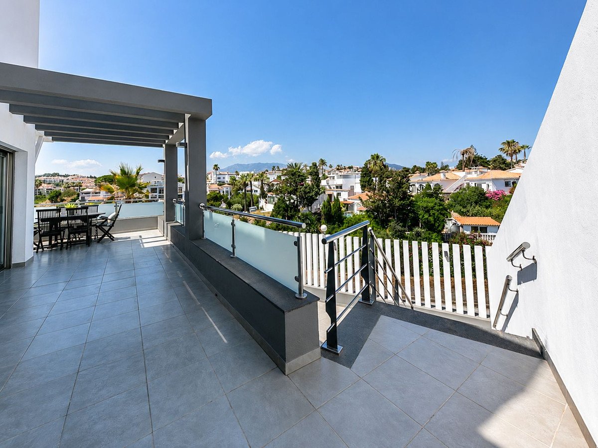 3 Bed Semi-Detached House in El Faro