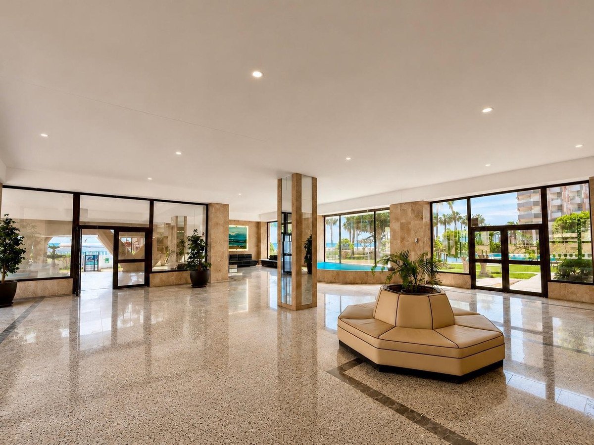 4 Bed Ground Floor Apartment in Torremolinos