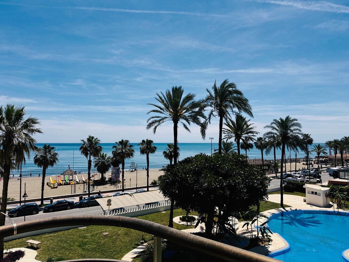 4 Bed Ground Floor Apartment in Torremolinos