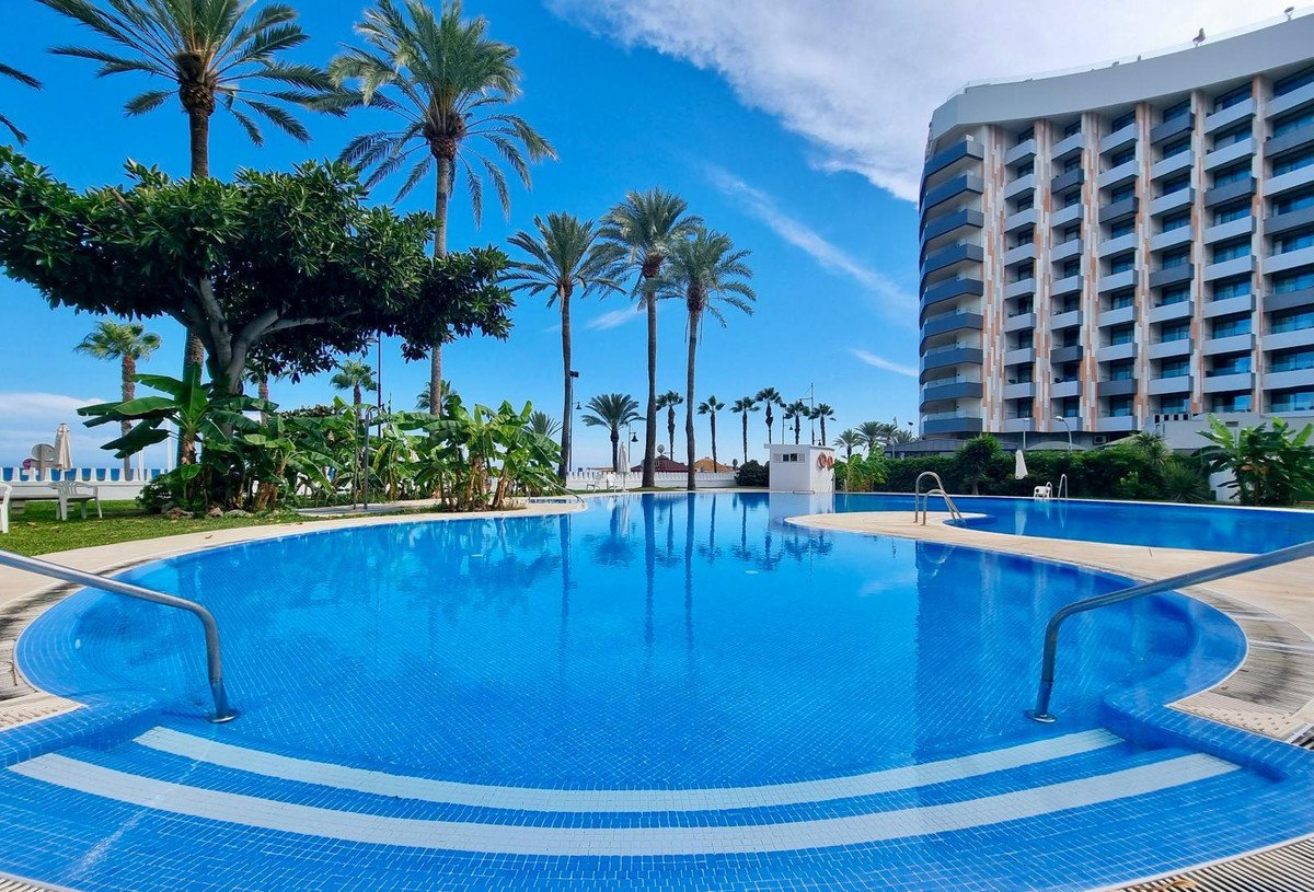 4 Bed Ground Floor Apartment in Torremolinos