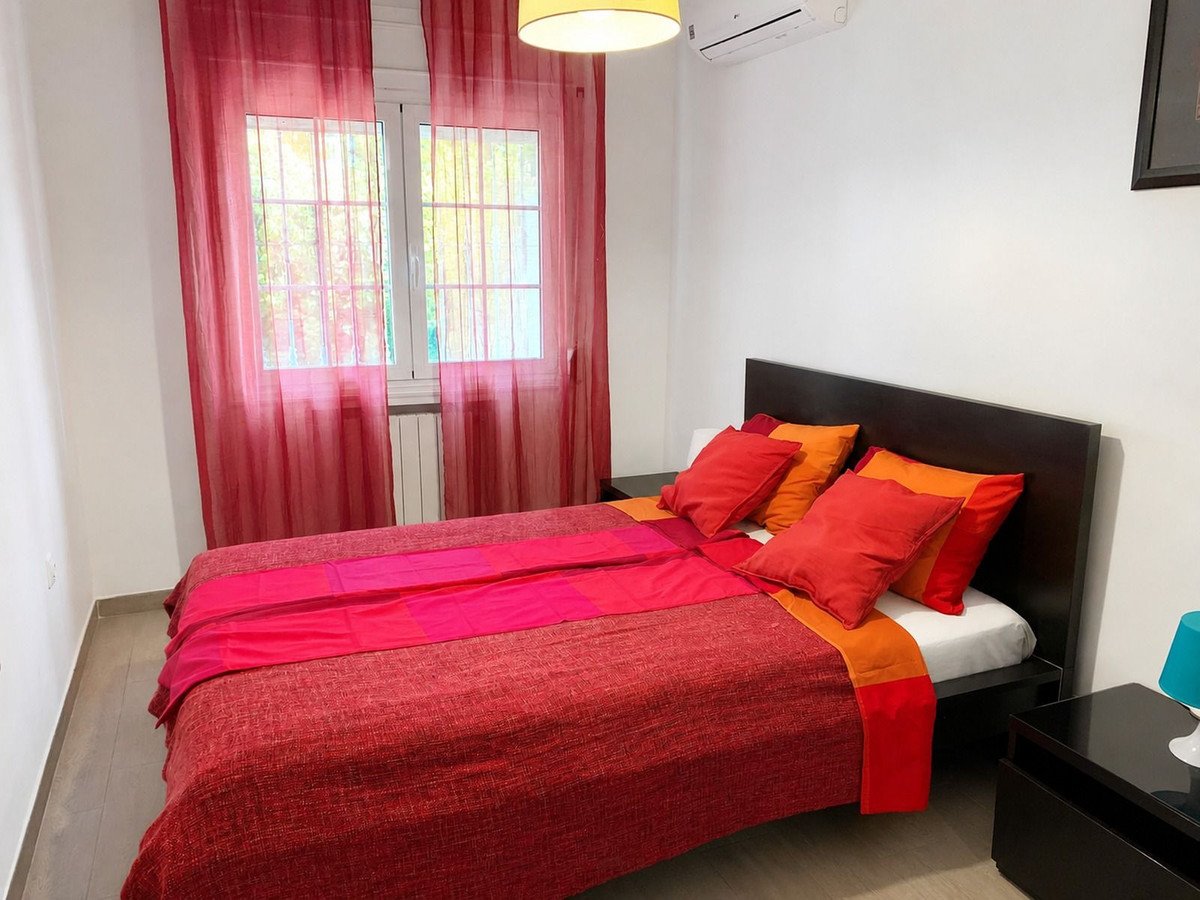 4 Bed Detached Villa in La Zenia