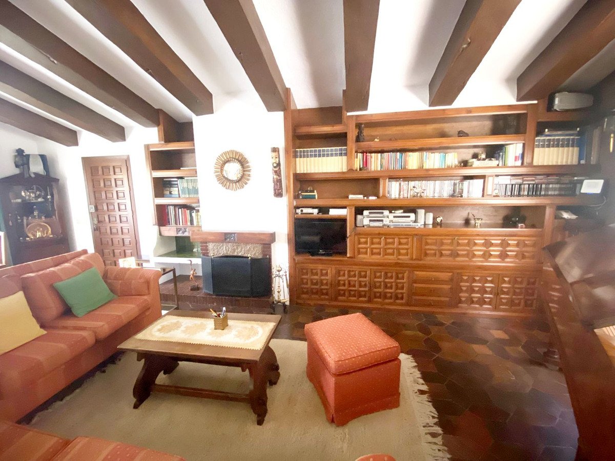 3 Bed Detached Villa in Fuengirola