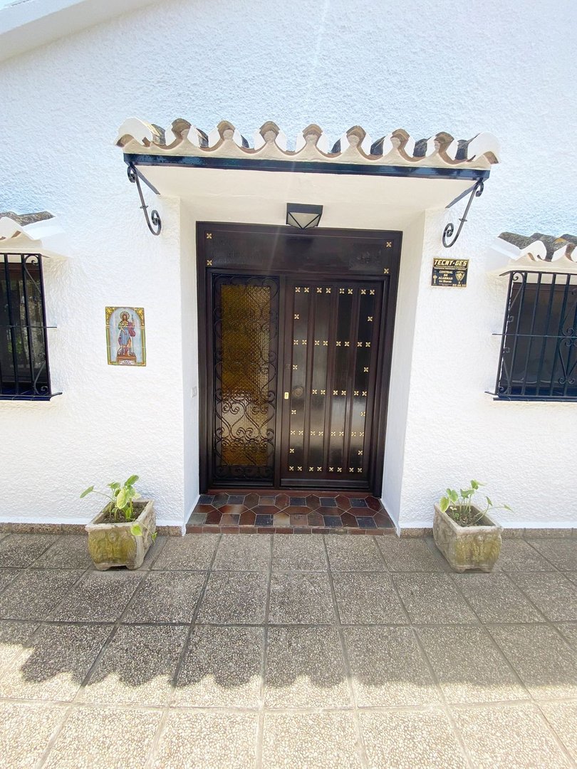 3 Bed Detached Villa in Fuengirola