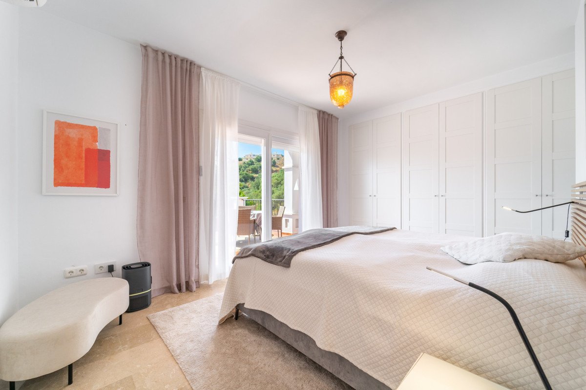 4 Bed Detached Villa in Cerros del Aguila
