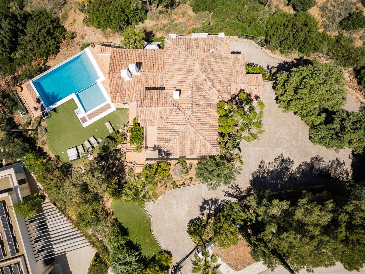5 Bed Detached Villa in Benahavís