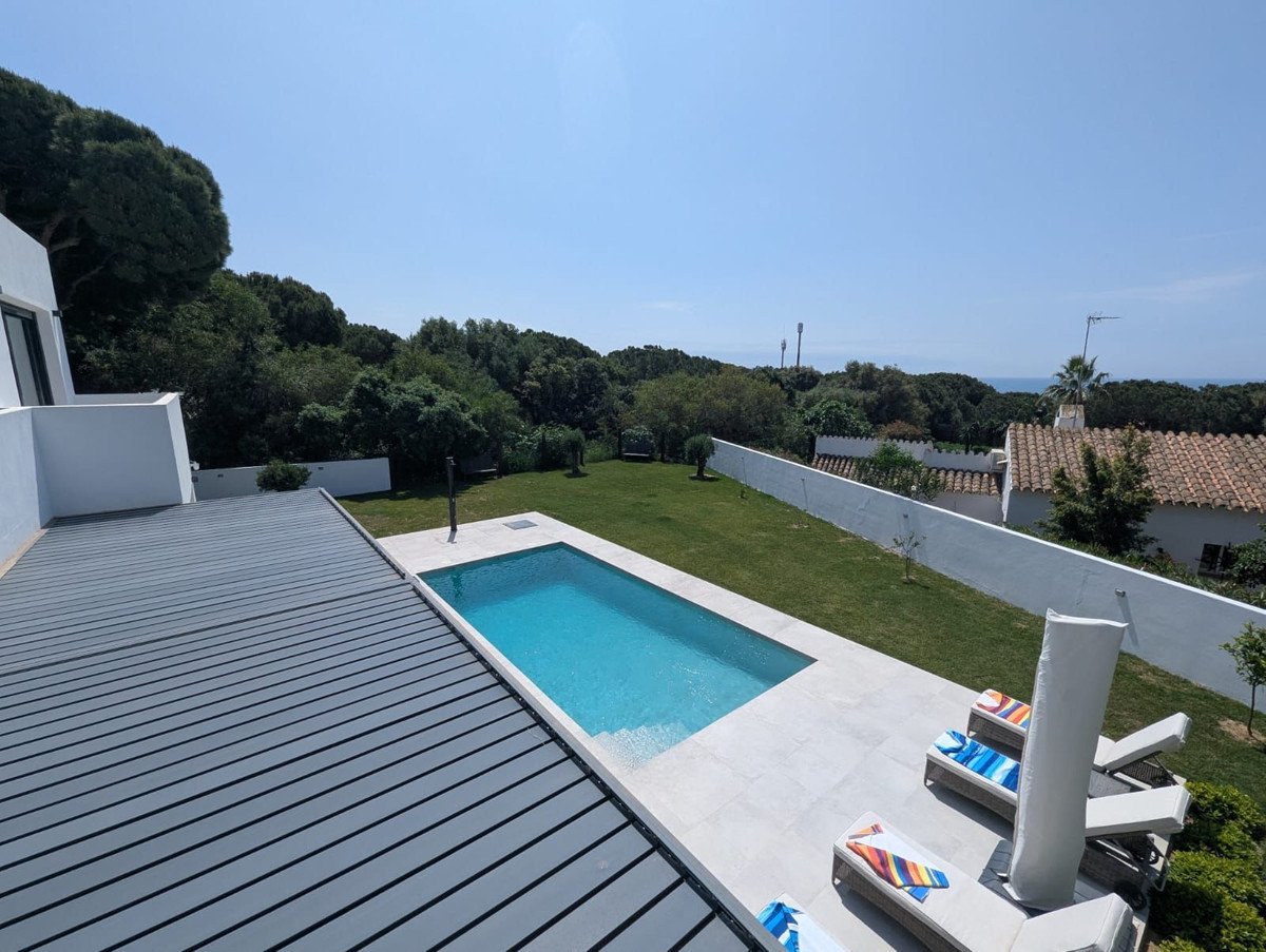 3 Bed Detached Villa in Artola