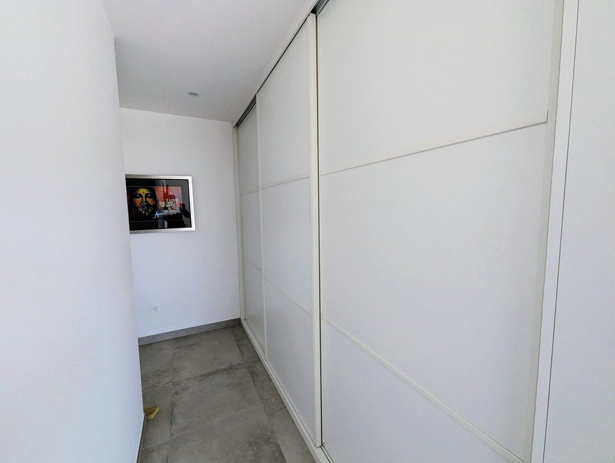 3 Bed Detached Villa in Artola