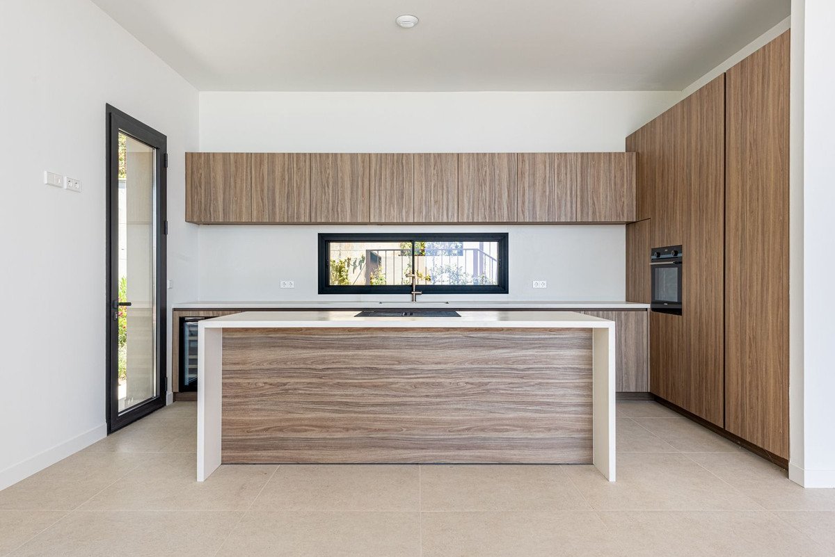 3 Bed Detached Villa in Benahavís