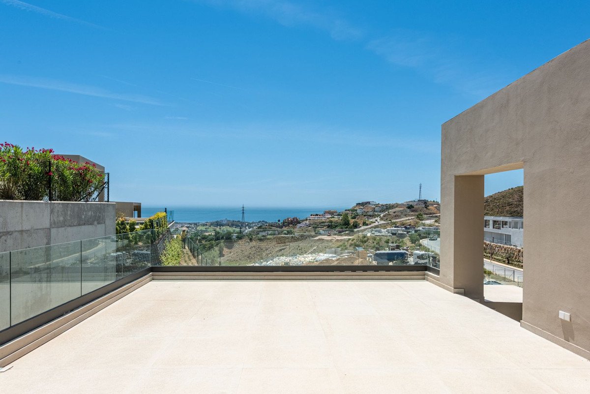 3 Bed Detached Villa in Benahavís
