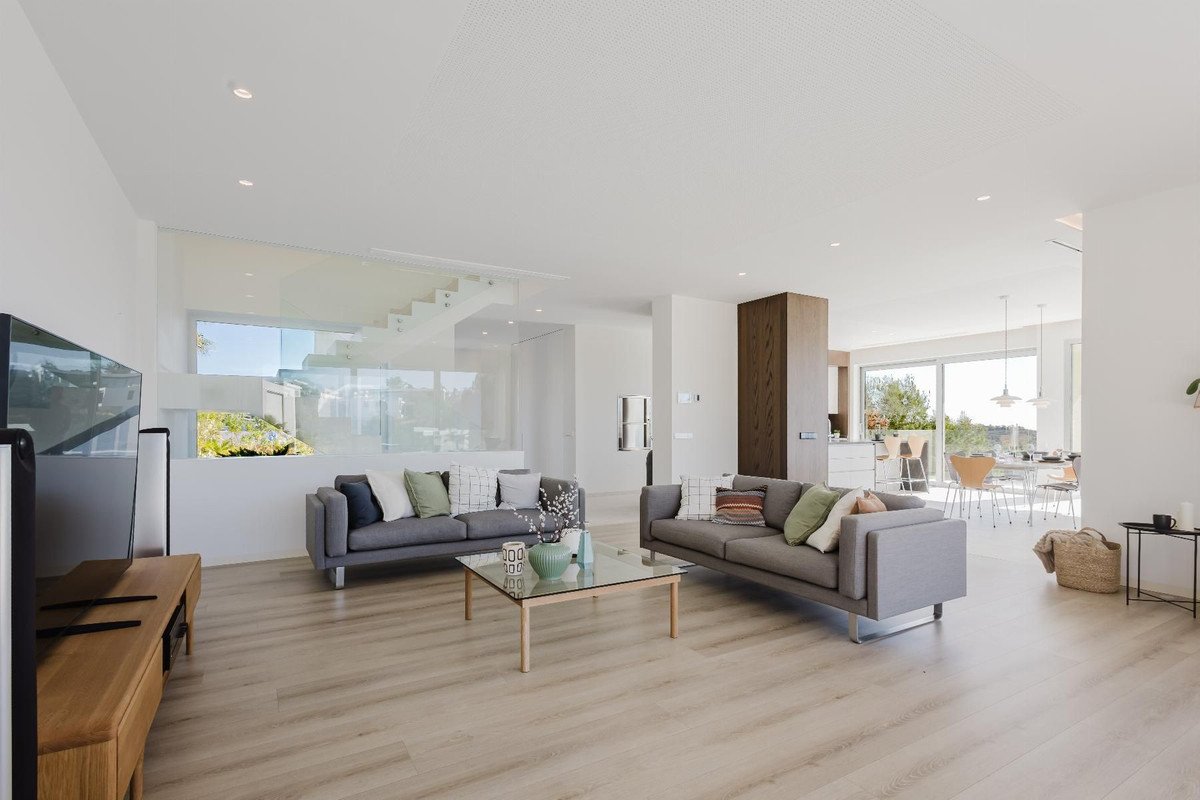 5 Bed Detached Villa in Las Colinas Golf