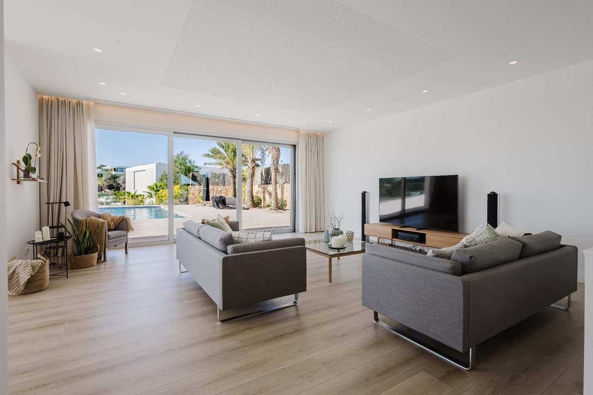 5 Bed Detached Villa in Las Colinas Golf