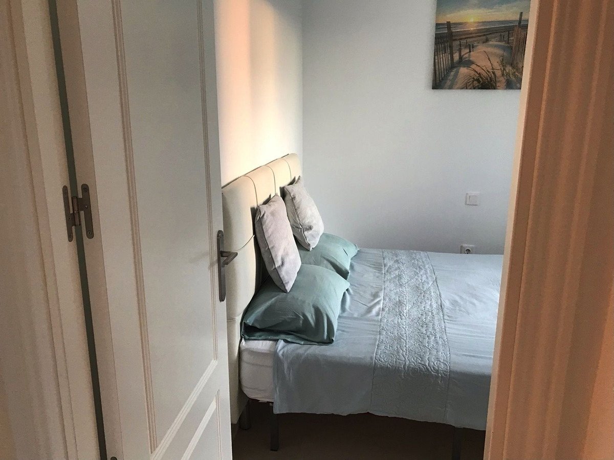 3 Bed Middle Floor Apartment in Punta Chullera