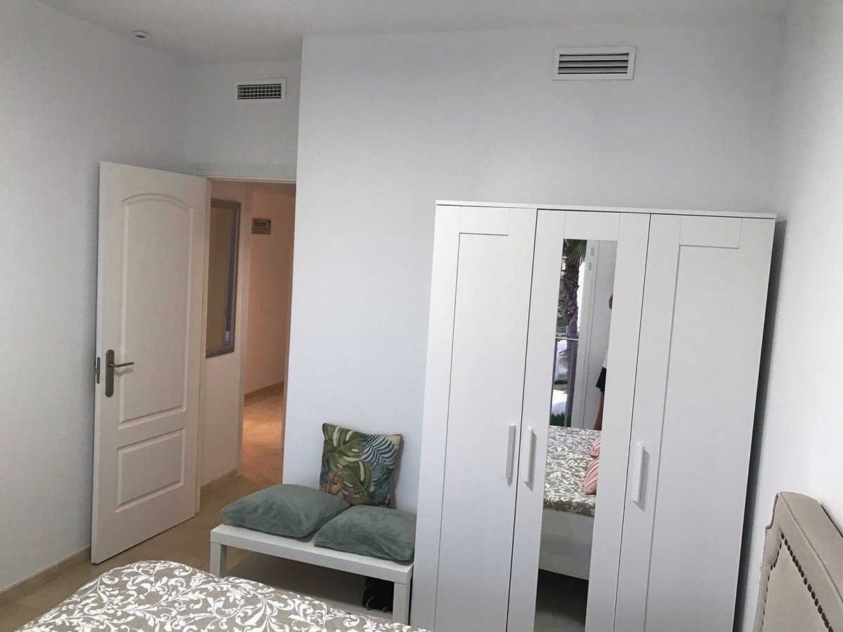 3 Bed Middle Floor Apartment in Punta Chullera