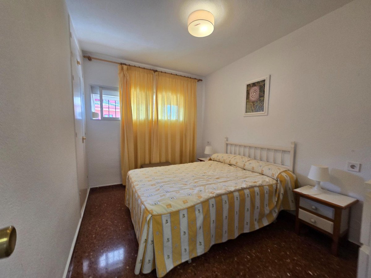 2 Bed Middle Floor Apartment in Benalmadena