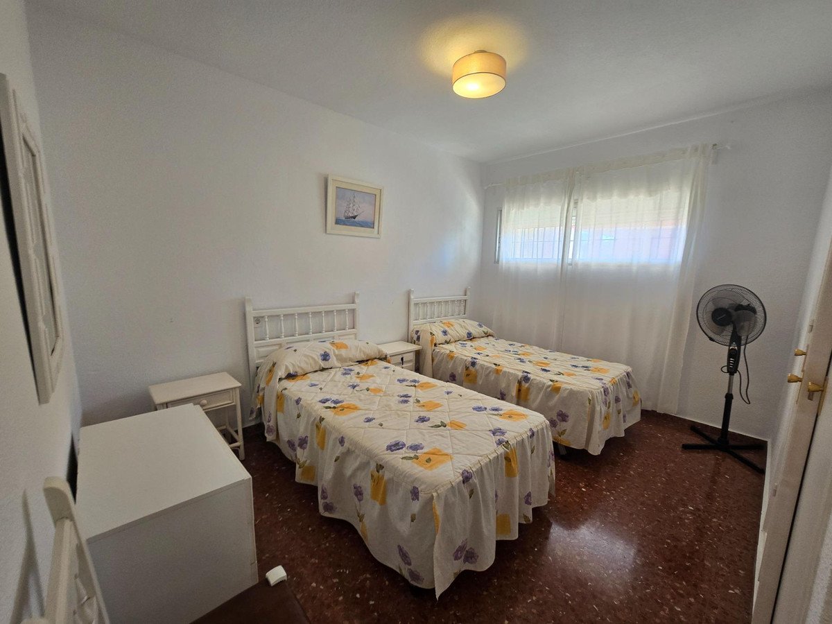 2 Bed Middle Floor Apartment in Benalmadena
