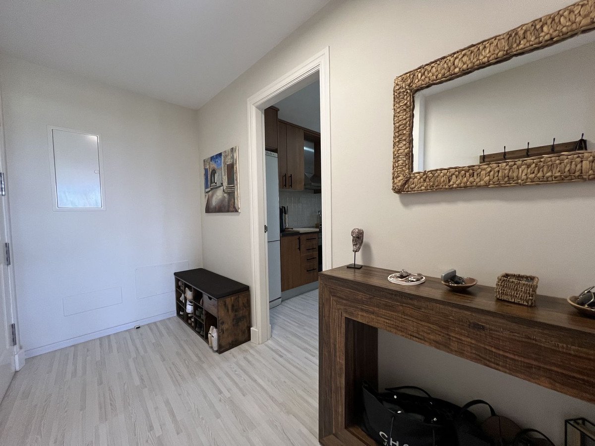 2 Bed Middle Floor Apartment in La Alcaidesa