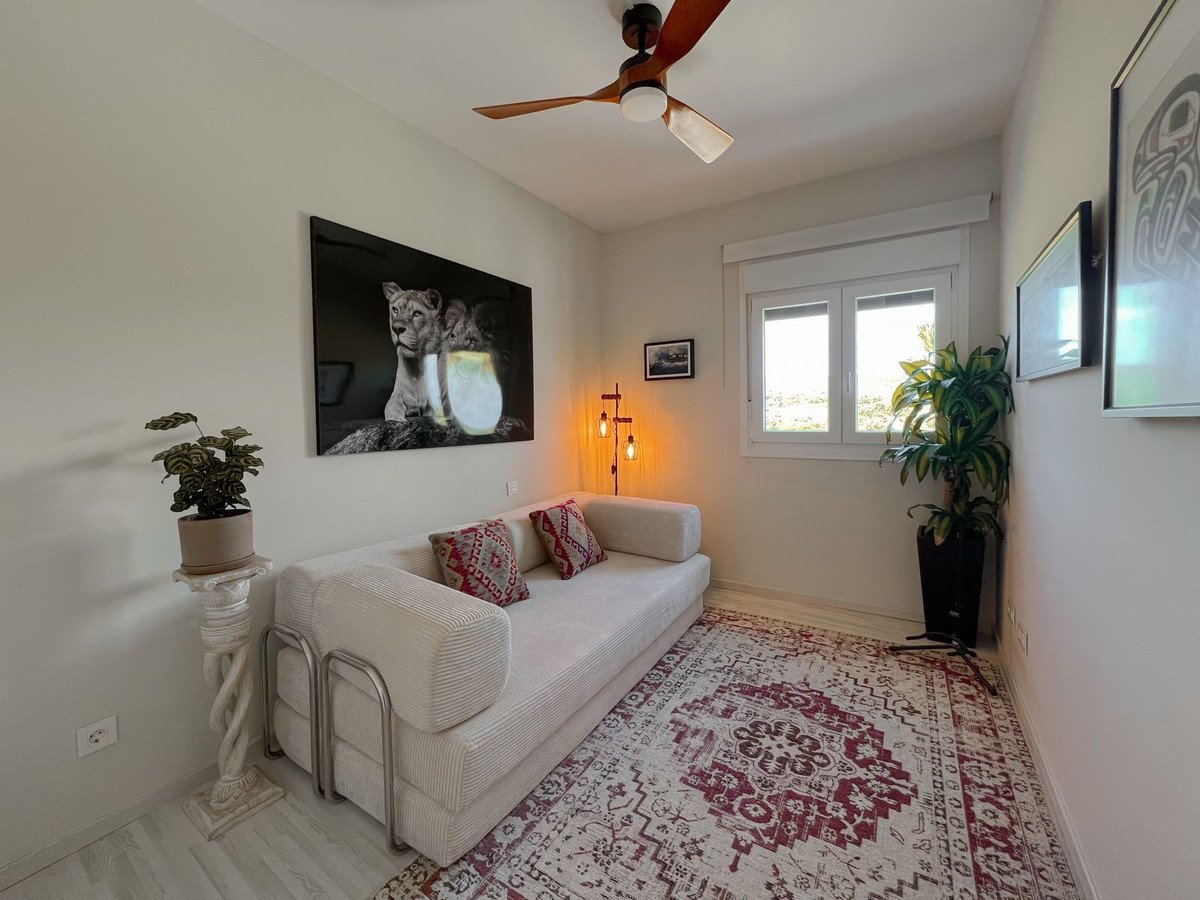 2 Bed Middle Floor Apartment in La Alcaidesa
