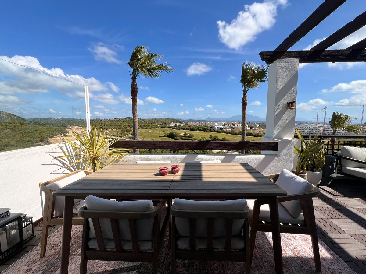 2 Bed Middle Floor Apartment in La Alcaidesa