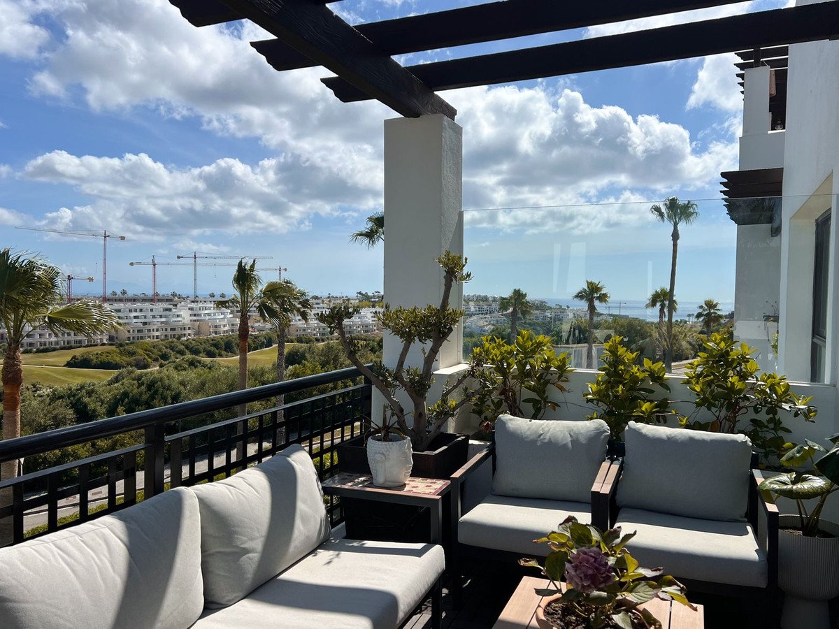 2 Bed Middle Floor Apartment in La Alcaidesa