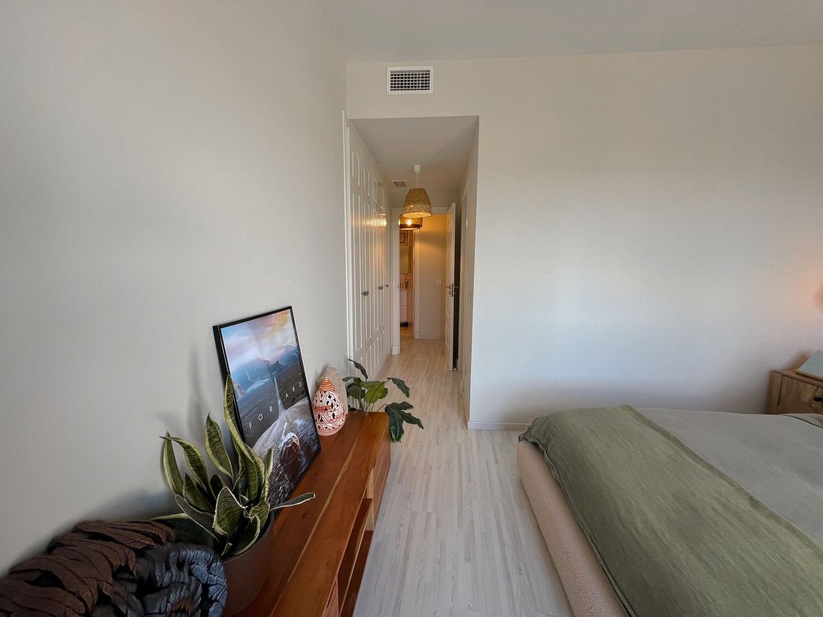 2 Bed Middle Floor Apartment in La Alcaidesa