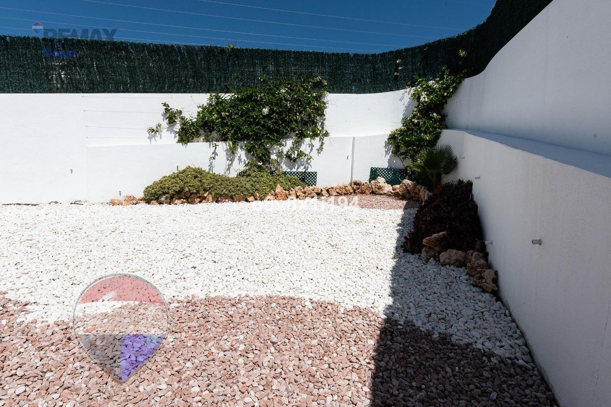4 Bed Semi-Detached House in Casares