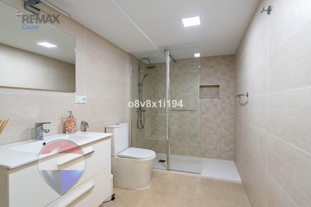 4 Bed Semi-Detached House in Casares