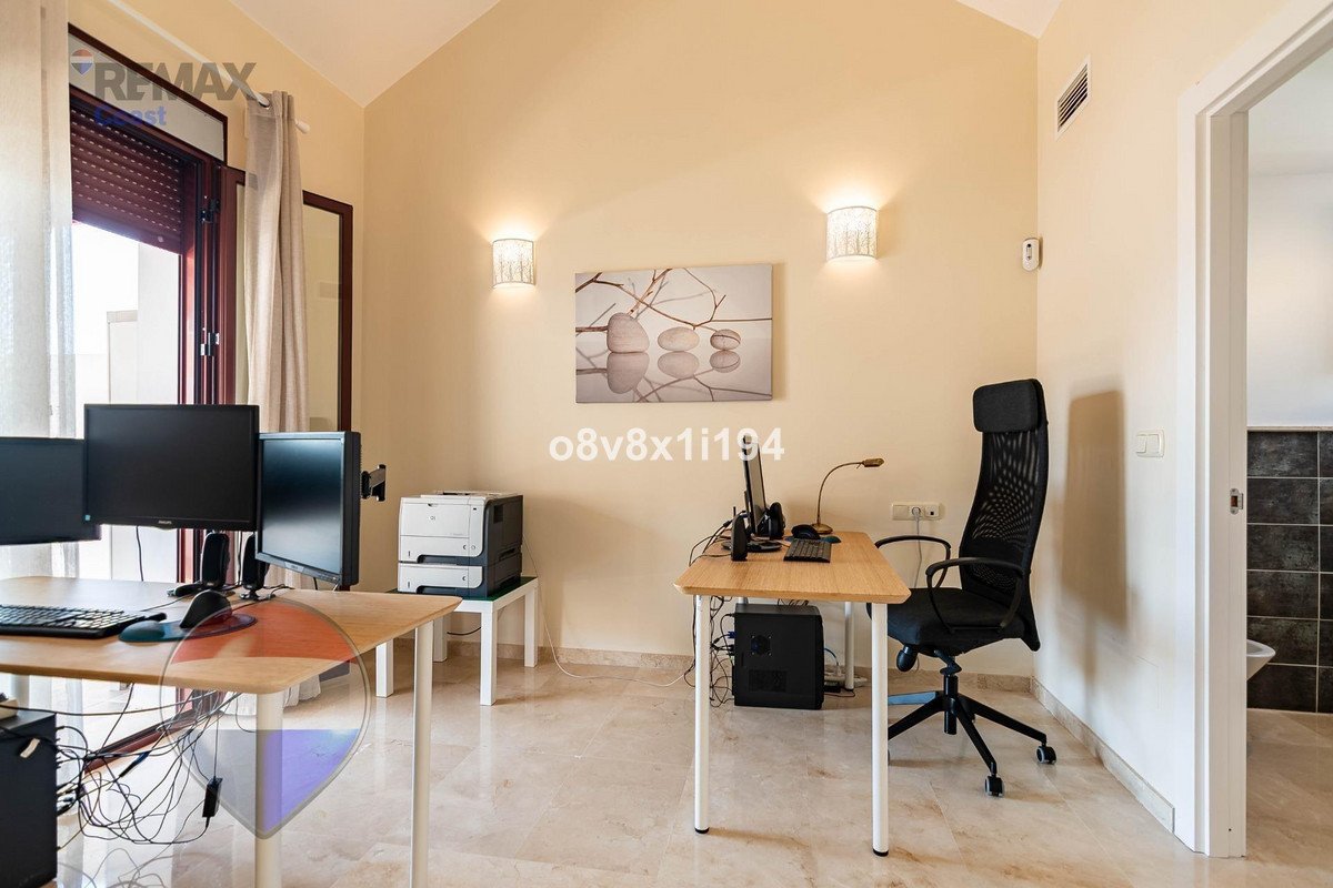 4 Bed Semi-Detached House in Casares