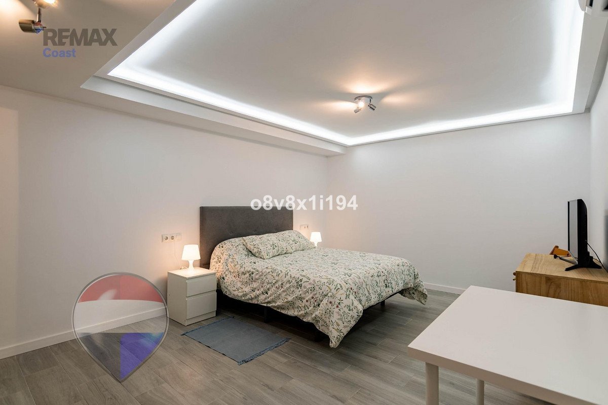 4 Bed Semi-Detached House in Casares
