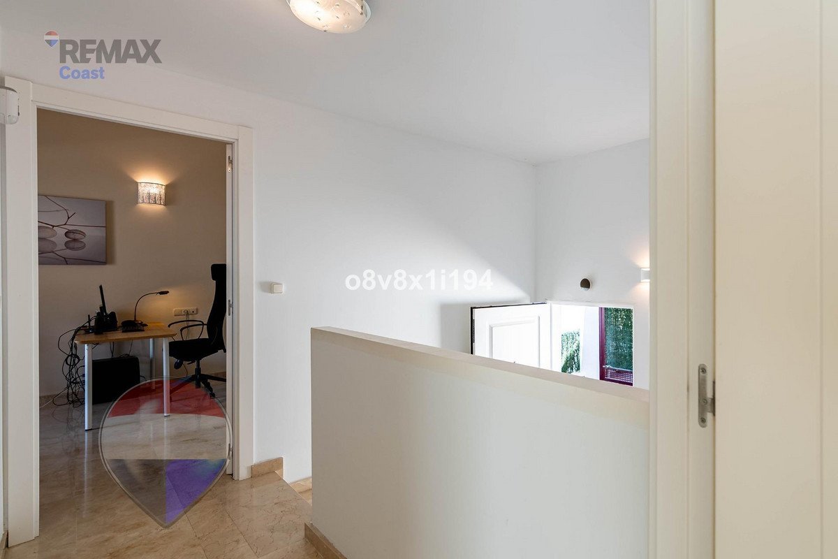 4 Bed Semi-Detached House in Casares