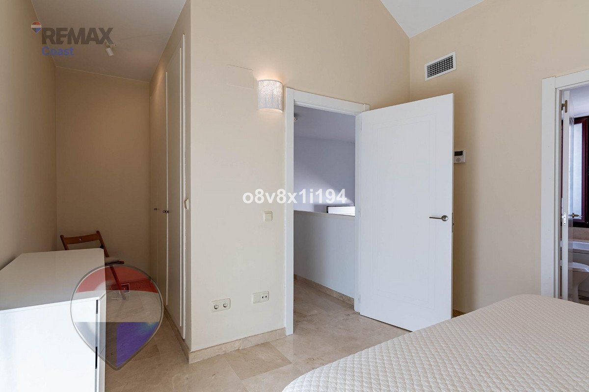 4 Bed Semi-Detached House in Casares