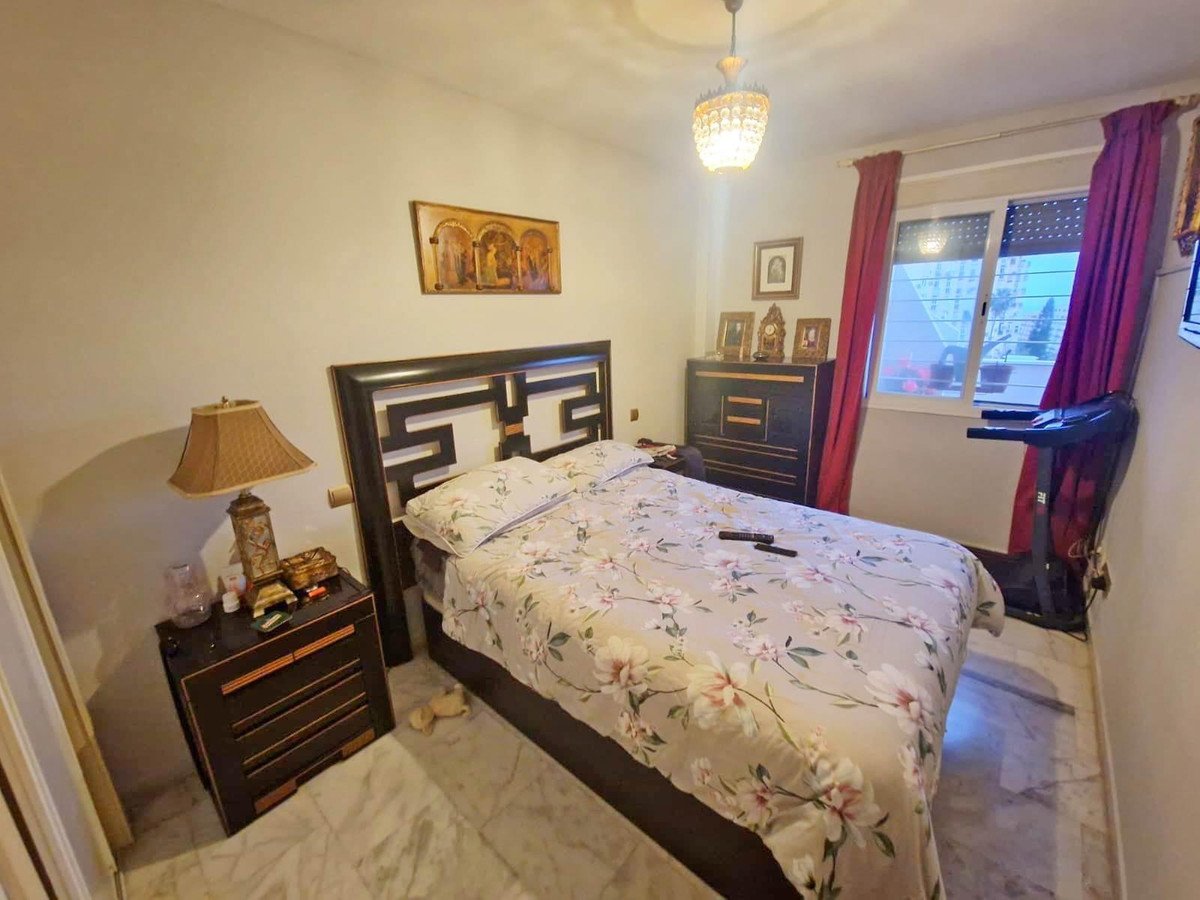 3 Bed Middle Floor Apartment in Rincón de la Victoria