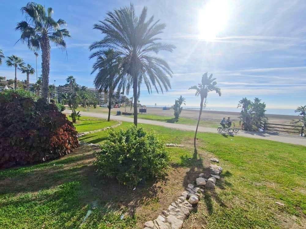 3 Bed Middle Floor Apartment in Rincón de la Victoria