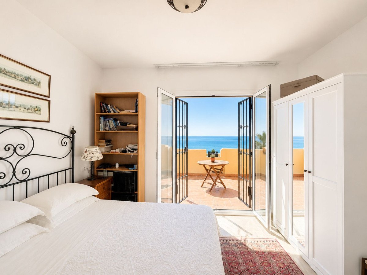 3 Bed Penthouse Duplex in Casares Playa
