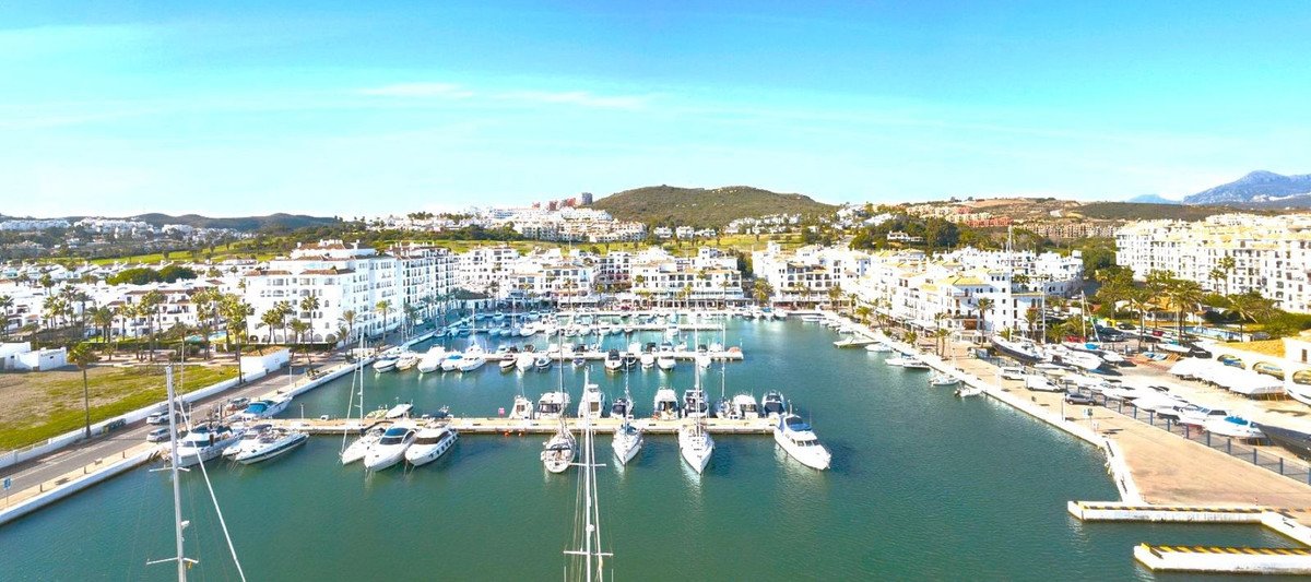 3 Bed Penthouse Duplex in Casares Playa
