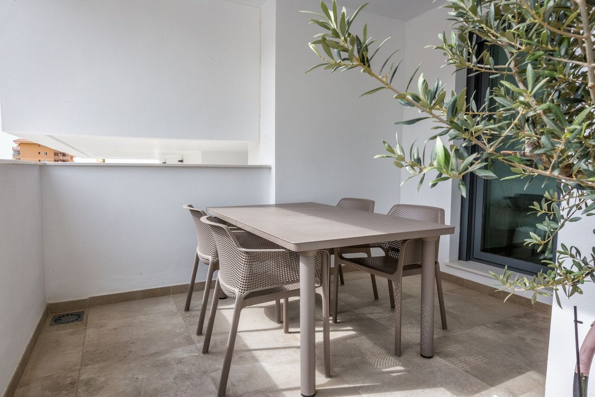2 Bed Middle Floor Apartment in Higueron