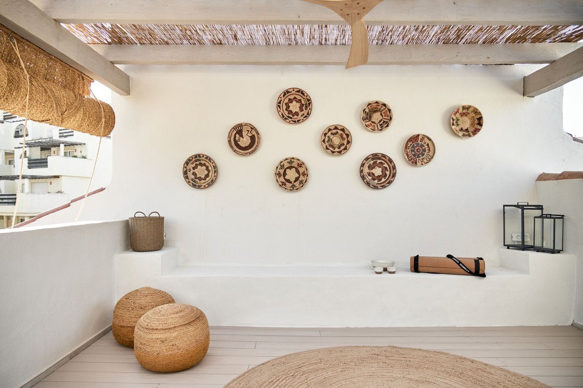 3 Bed Townhouse in El Paraiso