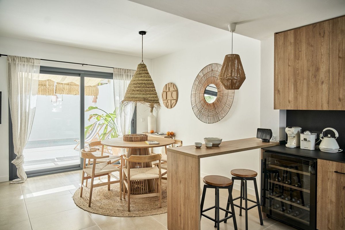 3 Bed Townhouse in El Paraiso