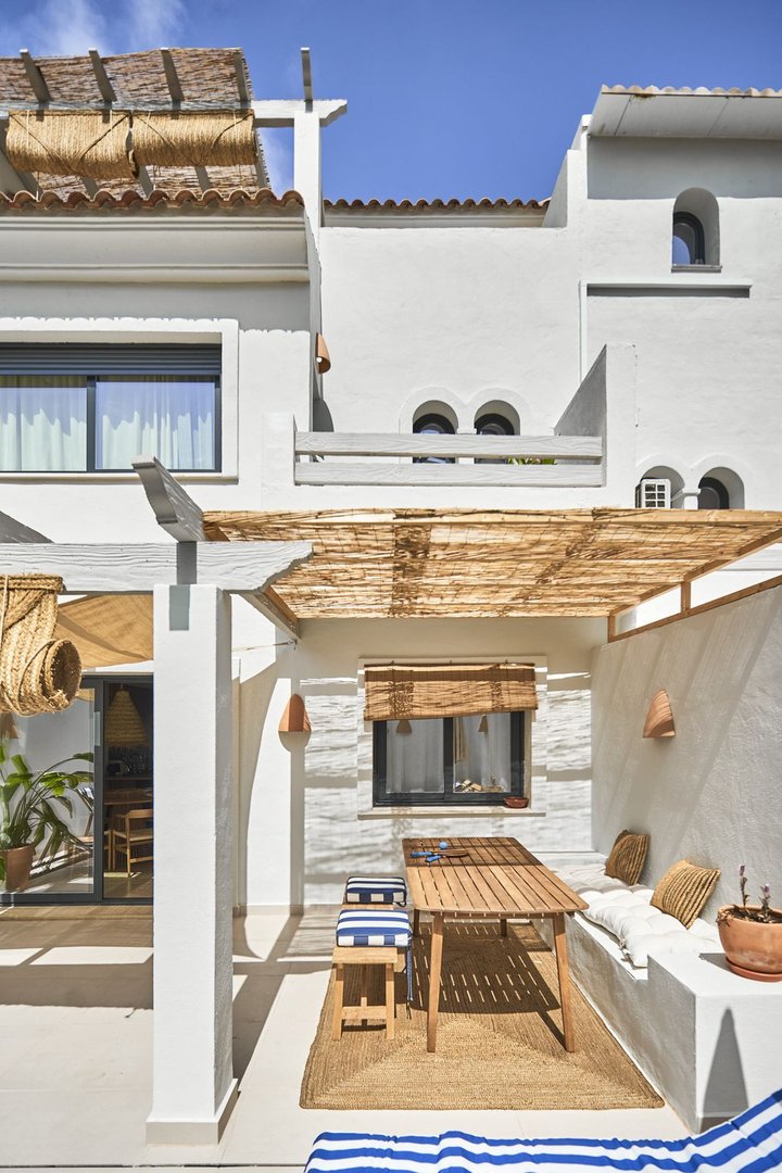 3 Bed Townhouse in El Paraiso