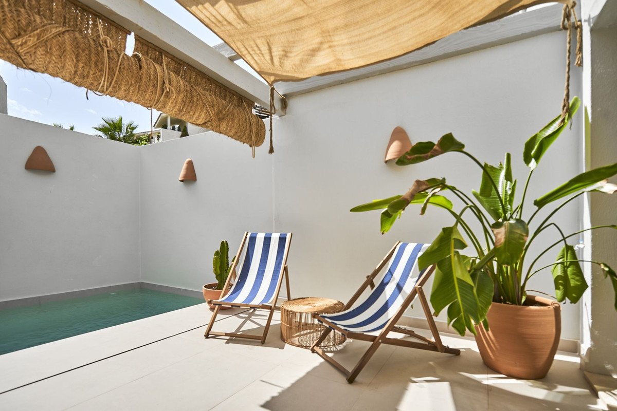 3 Bed Townhouse in El Paraiso