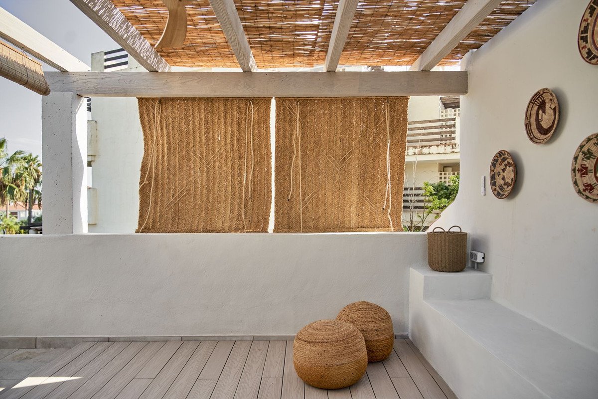 3 Bed Townhouse in El Paraiso