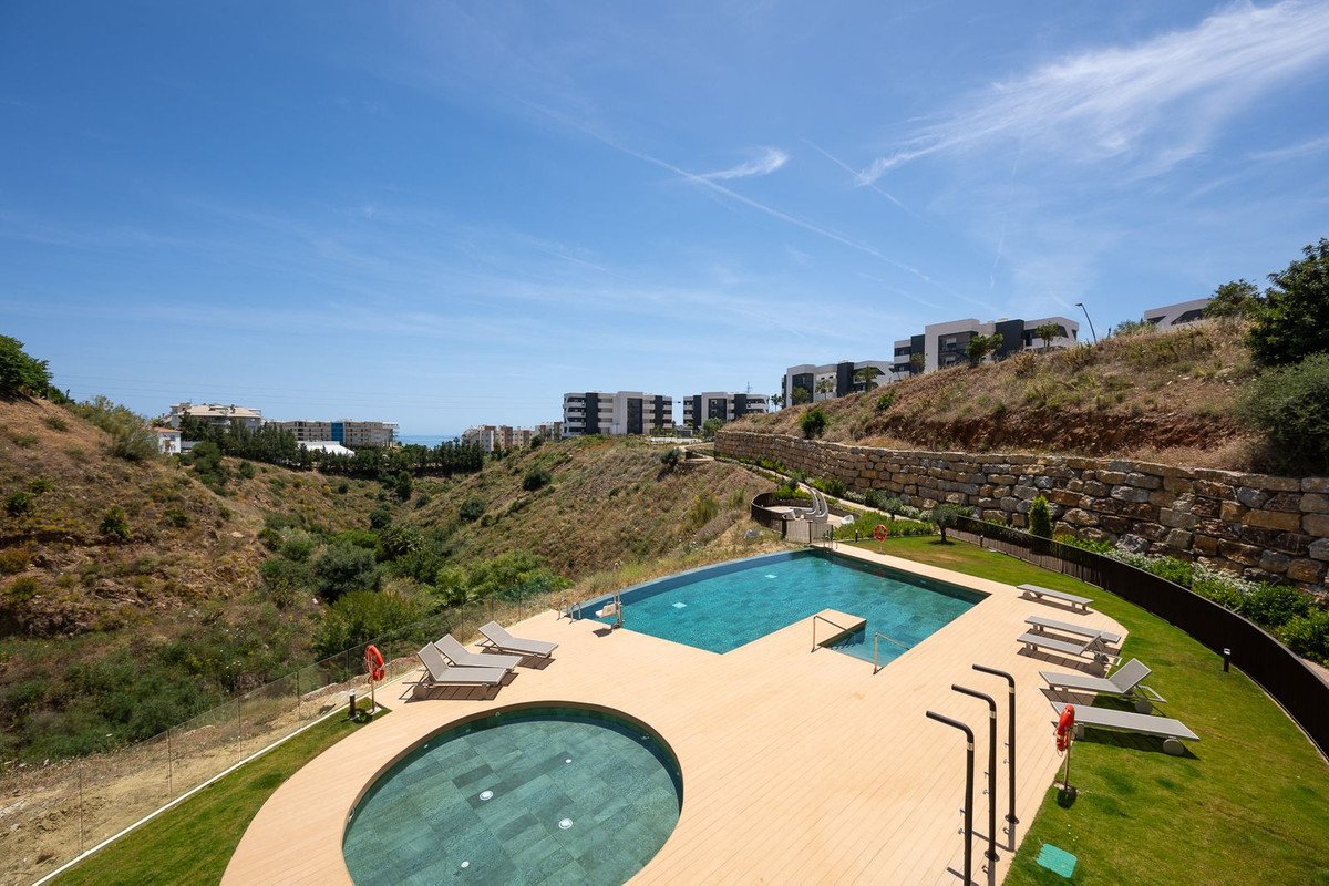 2 Bed Ground Floor Apartment in Fuengirola