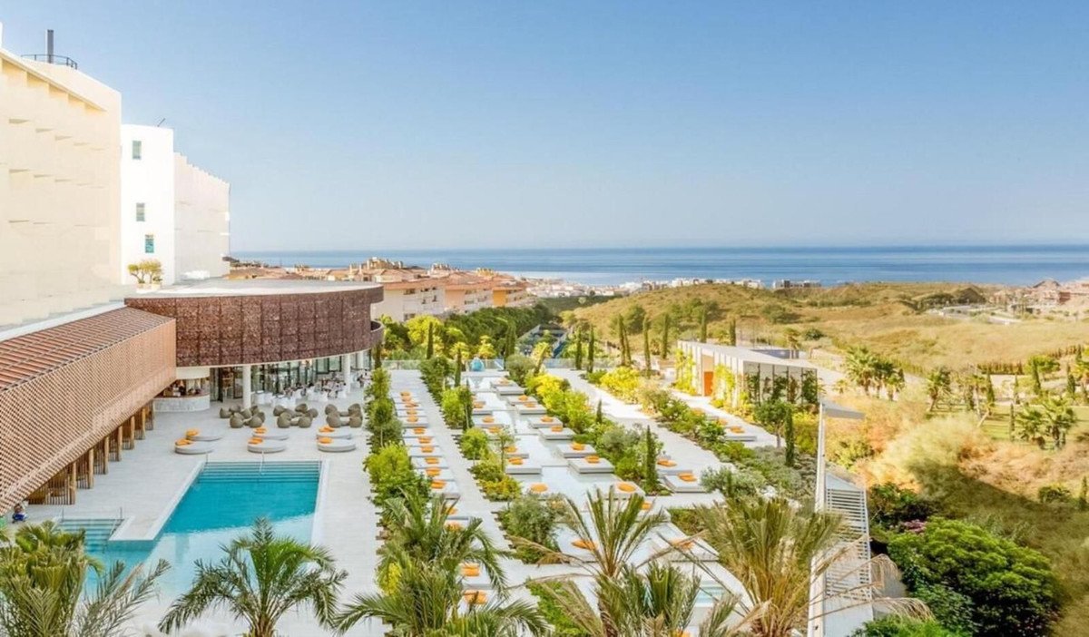 2 Bed Ground Floor Apartment in Fuengirola