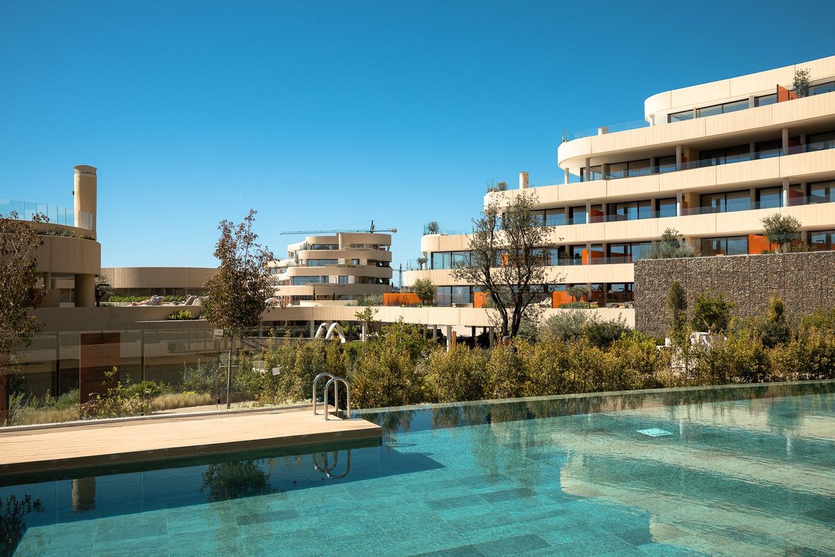2 Bed Ground Floor Apartment in Fuengirola