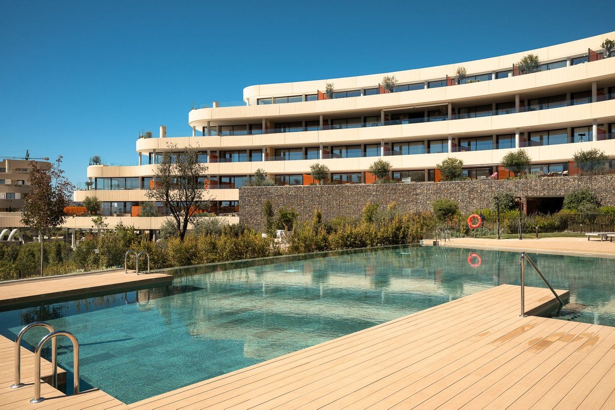 2 Bed Ground Floor Apartment in Fuengirola